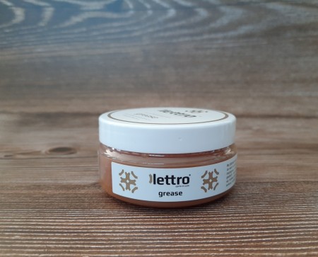 Fett / Grease til alle typer glatt og oljet skinn